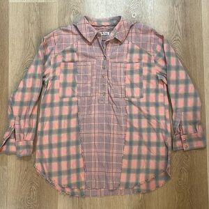 We the Free Flannel Shirt Women's Medium Pink Long Sleeve Half Button Closure